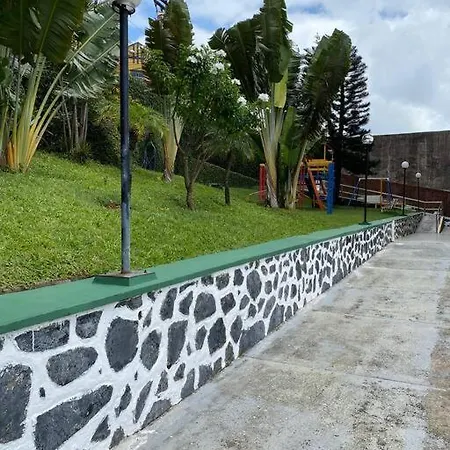 Apartamento Perto De Tudo Em Condominio Fechado. Salvador Exterior photo